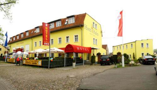 Hotel 4 Hufen 3*